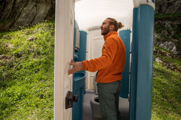 Portable Toilet Options We Offer in Lindstrom, MN