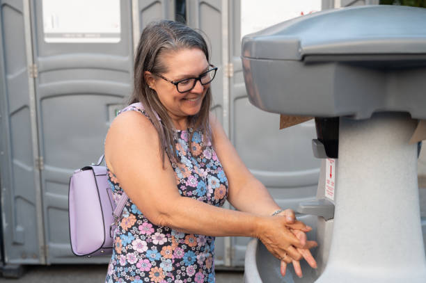 Best Porta potty rental near me  in Lindstrom, MN